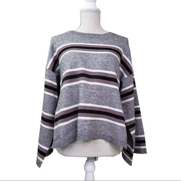 Cupcakes and Cashmere Amour Stripe Bell Sleeve Sweater Size Medium NEW - Picture 3 of 12